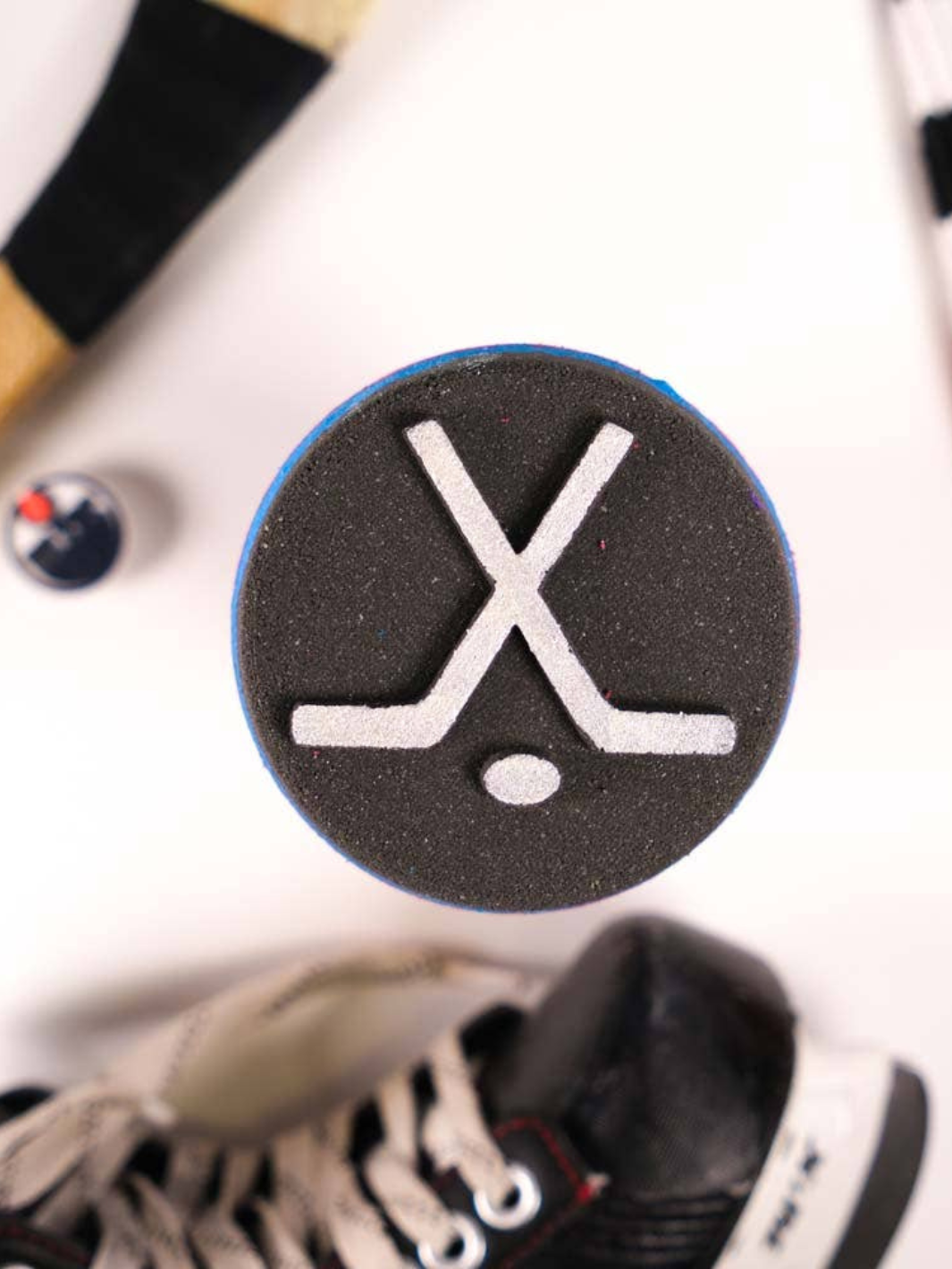 Hockey Puck Bath Bomb + Shoe Charm